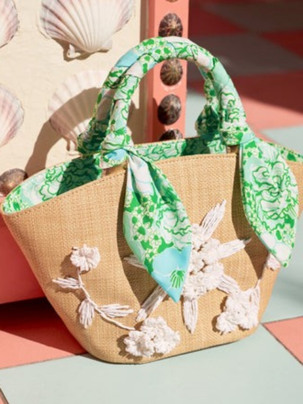 Lilly Pulitzer Straw Bag - Picture 3 of 6